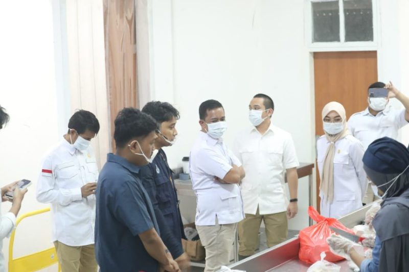 Fraksi Gerindra mengawasi dapur MBG di Jl. Meranti. (FOTO:ist)