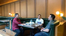 etua Umum terpilih periode 2025–2029, H. Ismail, bersama dua formatur Agus Hamid dan Arianto Najib, menggelar rapat perdana sebagai langkah awal penyusunan struktur kepengurusan baru. (FOTO:ist)