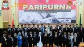 Foto bersama Anggota Dewan DPRD Kota Makassar bersama Walikota, Munafri Arifuddin dan Wakil Walikota Aliyah Mustika Ilham periode 2025-2029 di Ruang Rapat Paripurna. (Foto:ist)