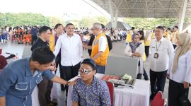 Wali Kota Makassar, Munafri Arifuddin,  berkolaborasi bersama Lions Club Makassar Mammiri, lebih dari 600 kacamata gratis dibagikan kepada siswa sekolah dasar dan menengah pertama di Lapangan Karebosi pada Rabu (14/05/2025). (FOTO:HUMAS PEMKOT)