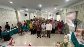 Anggota DPR RI Komisi IX, H. Ashabul Kahfi, bekerja sama dengan Kementerian Kependudukan dan Perlindungan Keluarga (Kemendugbangga) menggelar sosialisasi Program Bangga Kencana di Aula RSIA Sitti Khadijah, Kota Makassar, Jumat (16/5/2025).(FOTO:AB)