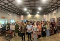 Dalam rangka memperkuat program pembangunan keluarga dan kesehatan masyarakat, Anggota DPR RI, Dr. H. Ashabul Kahfi, M. Ag. bersama Kementerian Kependudukan dan Pembangunan Keluarga (Kemendugbangga) mengadakan kegiatan sosialisasi bertema “Fasilitasi Teknis Program Bangga Kencana Bersama Mitra Kerja” di Vaan In Sky, Kota Makassar pada Kamis, 29 Mei 2025.(FOTO:AB)