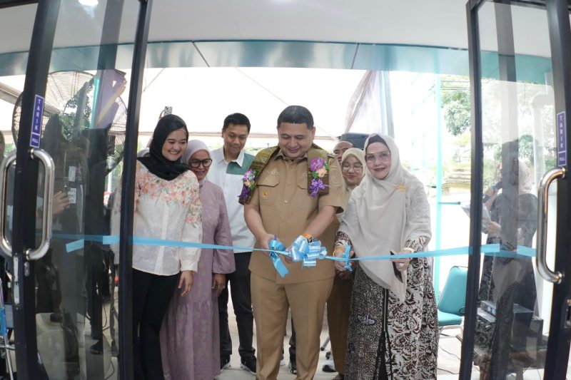 Peresmian Klinik Ananda yang berlangsung pada 24 Juni 2025 ini dihadiri oleh berbagai tokoh penting, termasuk Anggota DPRD Kota Makassar dari Fraksi Partai NasDem, Andi Odhika, yang juga merupakan anggota Komisi D.  (FOTO:HUMAS PEMKOT)