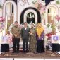 Walikota Makassar, Munafri Arifuddin, menghadiri pernikahan Anggota DPRD Kota Makassar dari Fraksi Partai Golkar, Drs. Arifin Majid, M.M., dengan Inca Amaliah Widyastuti Rachmat, pada Sabtu (26/07/2025).(FOTO:HUMAS PEMKOT)