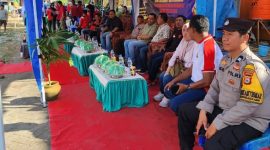 Wakil Ketua DPRD Kota Makassar, Andi Suharmika, resmi membuka Turnamen Sepak Bola Mangga Tiga Cap 1 yang digelar di Lapangan Mangga Tiga, Kelurahan Paccerakkang, Kecamatan Biringkanaya.(FOTO:REDAKSI)