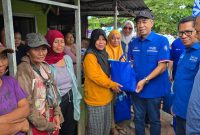 DPW Partai Amanat Nasional (PAN) Sulawesi Utara melaksanakan aksi sosial berupa pembagian pangan dalam rangka memperingati HUT Kemerdekaan Republik Indonesia ke-80 sekaligus HUT PAN ke-27.(foto:ist)