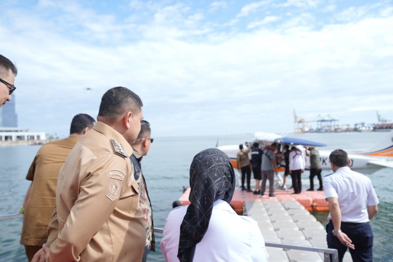 Wali Kota Makassar, Munafri Arifuddin, menghadiri acara launching pesawat Cessna 172 SP Amfibi sekaligus peletakan batu pertama Water Aerodrom Sulsel di kawasan CPI Makassar, Senin (11/08/2025)