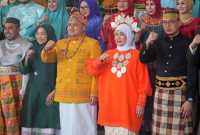 Wakil Ketua DPRD Kota Makassar, Andi Suharmika, menghadiri upacara penurunan bendera merah putih dalam rangka peringatan Hari Ulang Tahun ke-80 Republik Indonesia.(FOTO:HUMAS PEMKOT)