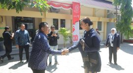 Walikota Makassar, Munafri Arifuddin bersama Menteri Pariwisata RI, Ibu WidiyantiPutri Wardhana di POLTEKPAR. (FOTO:HUMAS PEMKOT)