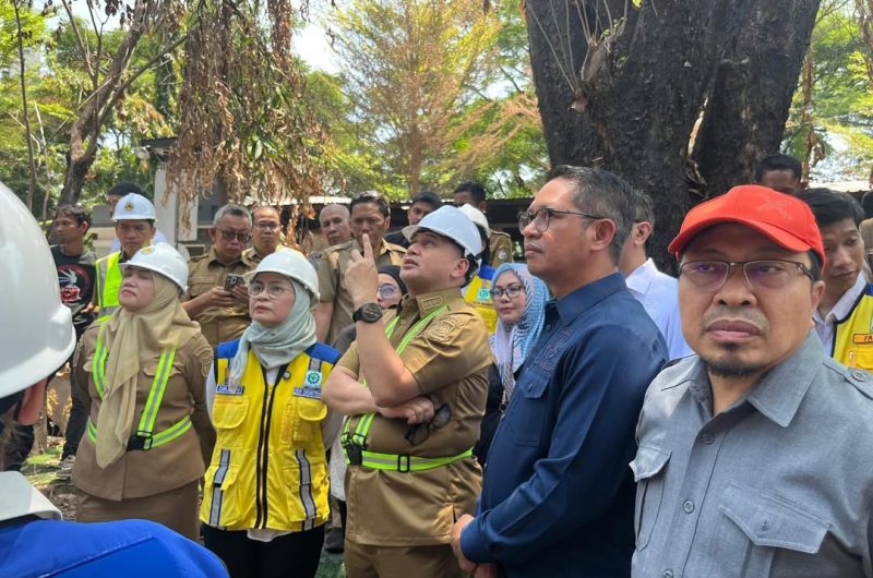 Direktur Jenderal Cipta Karya Kementerian Pekerjaan Umum, Dewi Chomistriana, melakukan peninjauan langsung di DPRD Kota Makassar pada Selasa (16/9/2025).(FOTO:REDAKSI)