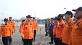 Apel Gabungan Kesiapsiagaan Terhadap Bencana 2025 yang dipimpin langsung oleh Wali Kota Makassar, Munafri Arifuddin  digelar di kawasan MNEK Centre Point of Indonesia (CPI) pada Selasa, 7 Oktober 2025, oleh BPBD Kota Makassar.(FOTO:HUMAS PEMKOT)