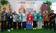 Wawali Aliyah Mustika Ilham Angkat Pesona Pinisi dan Kuliner Makassar di Forum APEKSI Singkawang